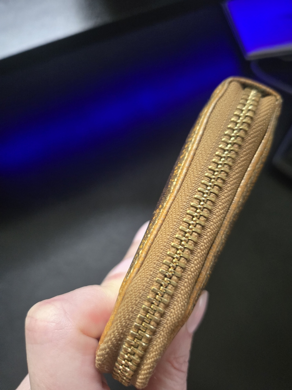 Tory Burch Metallic Gold Zip Around Wallet - Picture 4 of 11